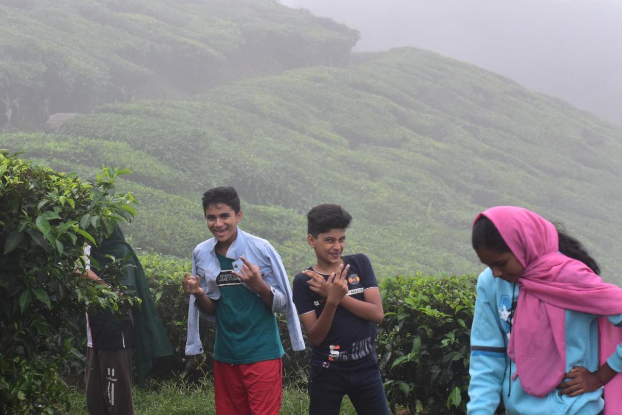 Munnar Tent Hills Resort Devikolam Kültér fotó