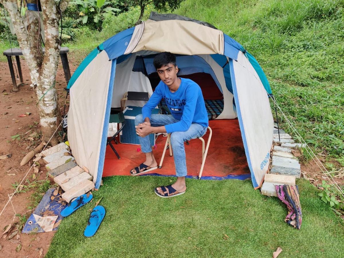 Munnar Tent Hills Resort Devikolam Kültér fotó